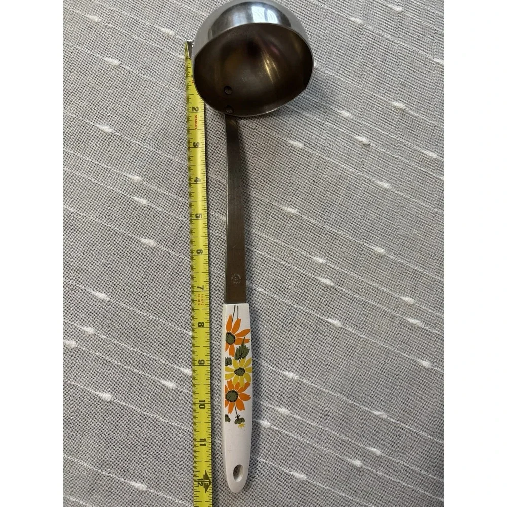 Flint USA Vintage Country Garden Soup Ladle Stainless Steel Daisy Flower EUC